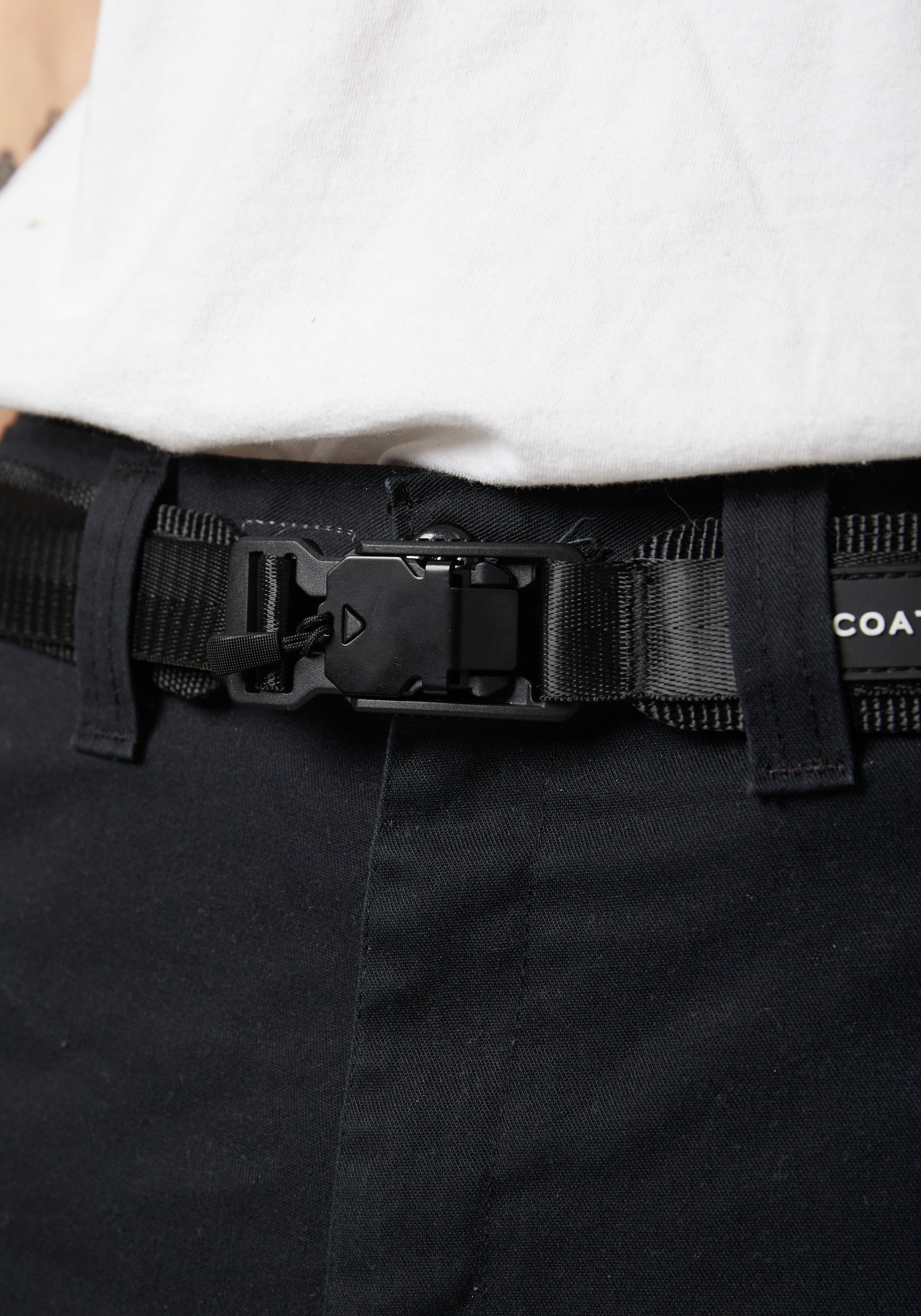 Magnetic Tech Belt with Stealth Pocket - Black – Coat of Arms